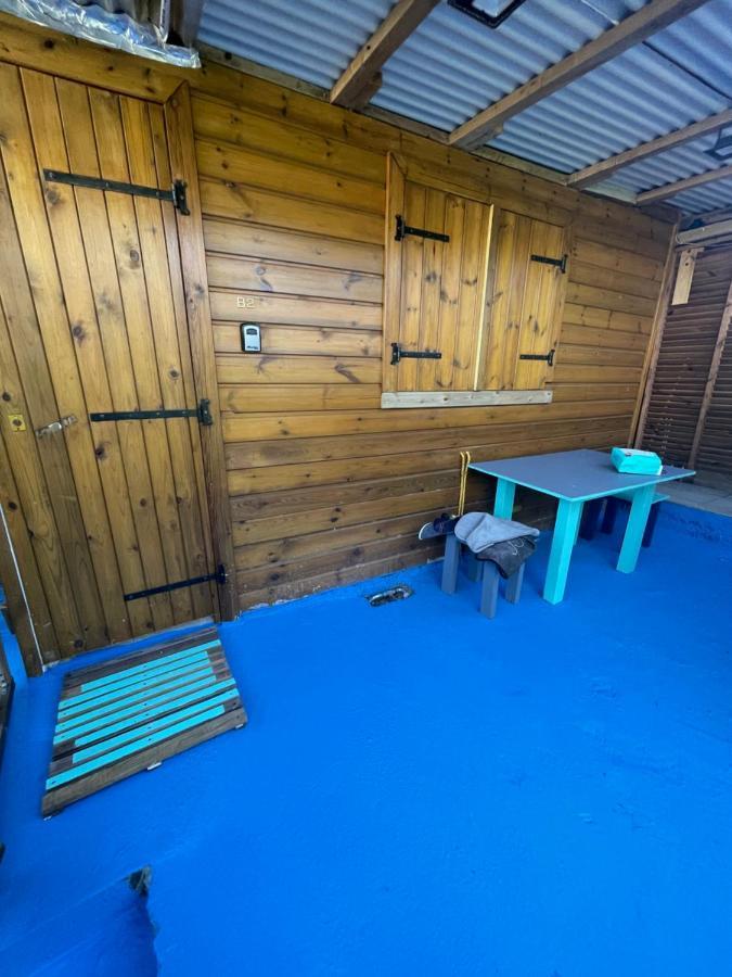 2 Bungalows Au Bord De La Plage De Montal A Moule Loues Individuellement Ou Ensemble Le Moule Exterior photo